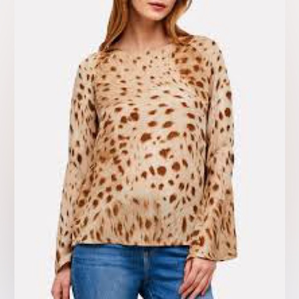 L'Agence Women's Size XS Animal Print Dylan Bell Sleeve Top